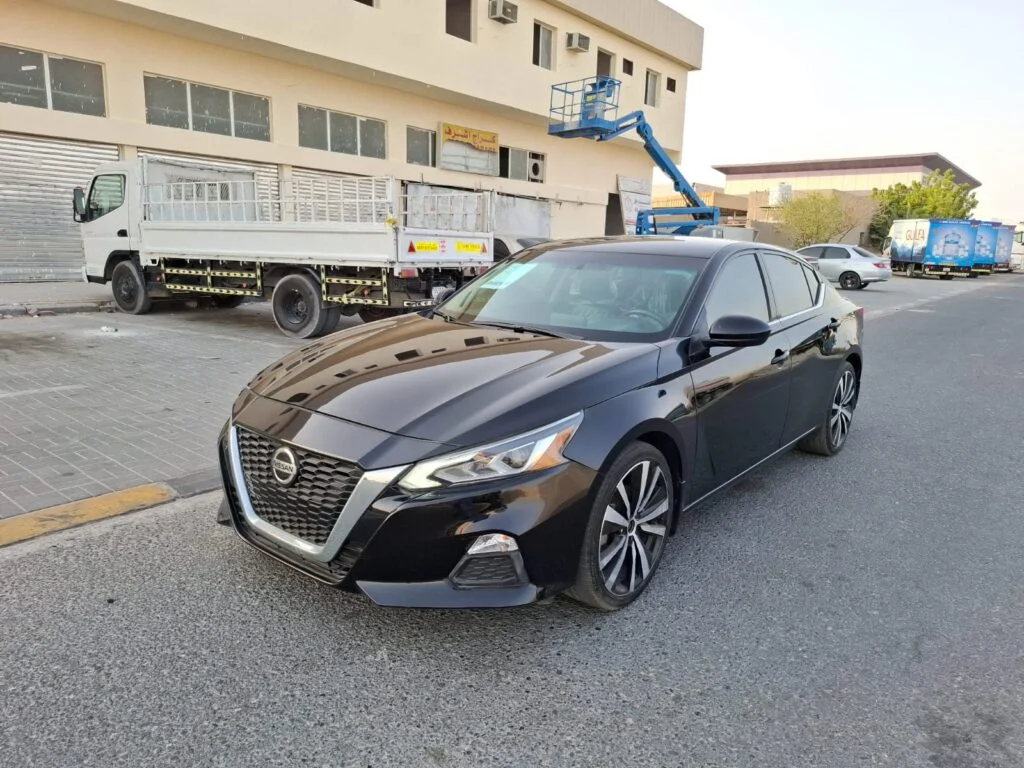 2019 NISSAN ALTIMA SR