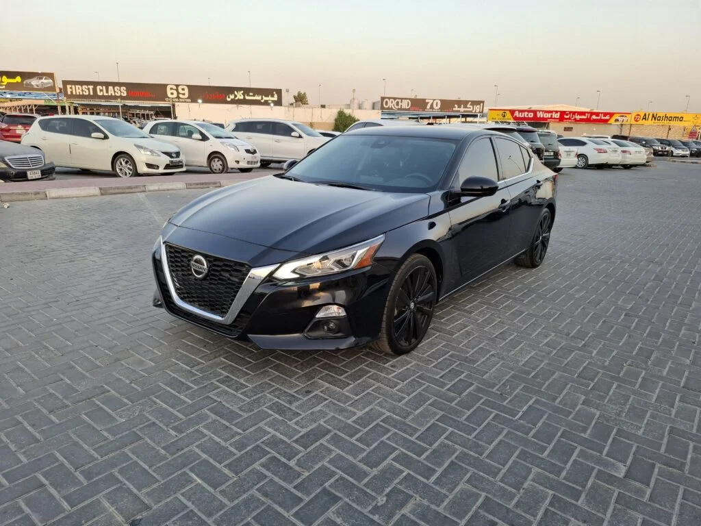 2020 NISSAN ALTIMA SR