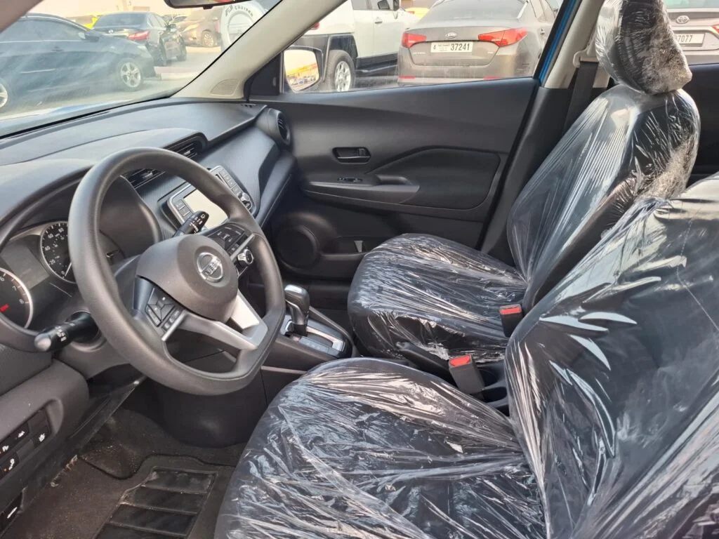 2021 NISSAN KICKS
