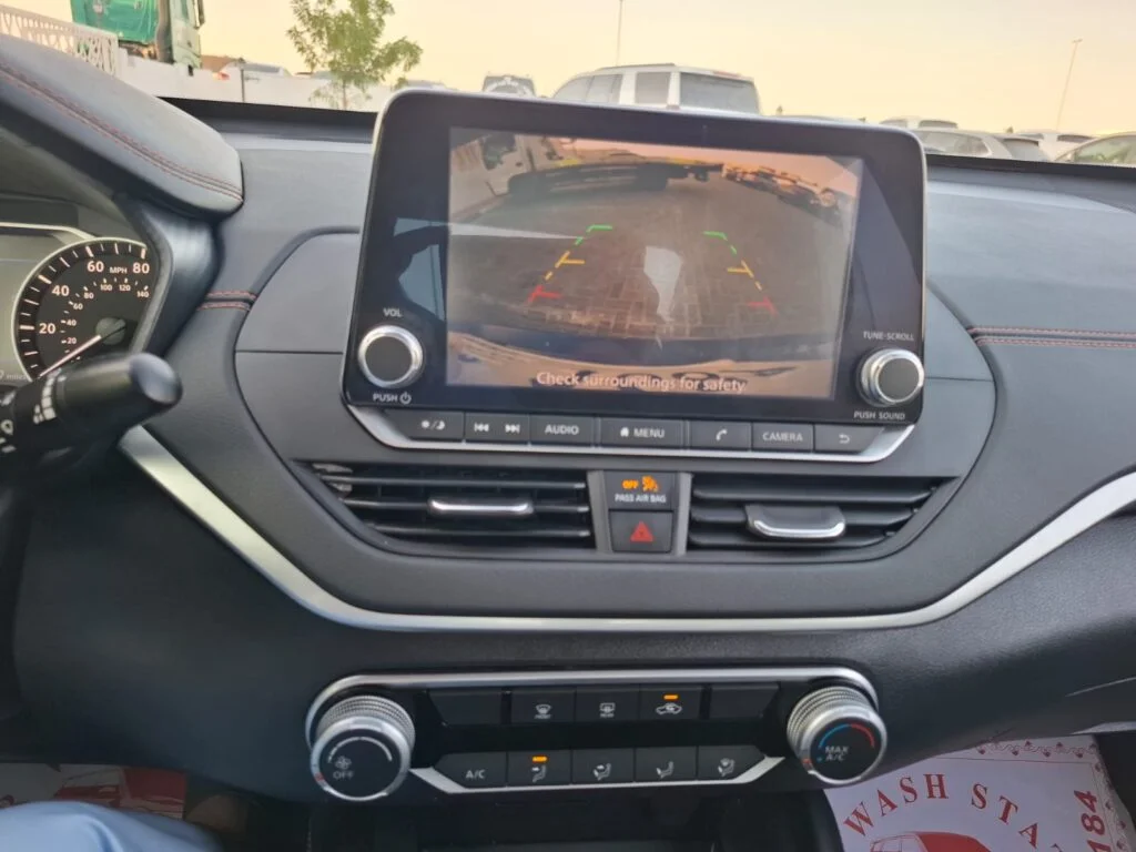 2022 NISSAN ALTIMA SR