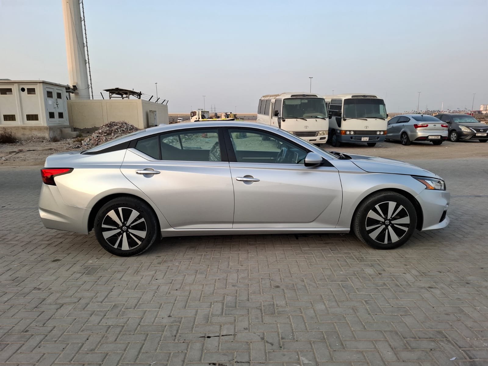 2022 NISSAN ALTIMA SR