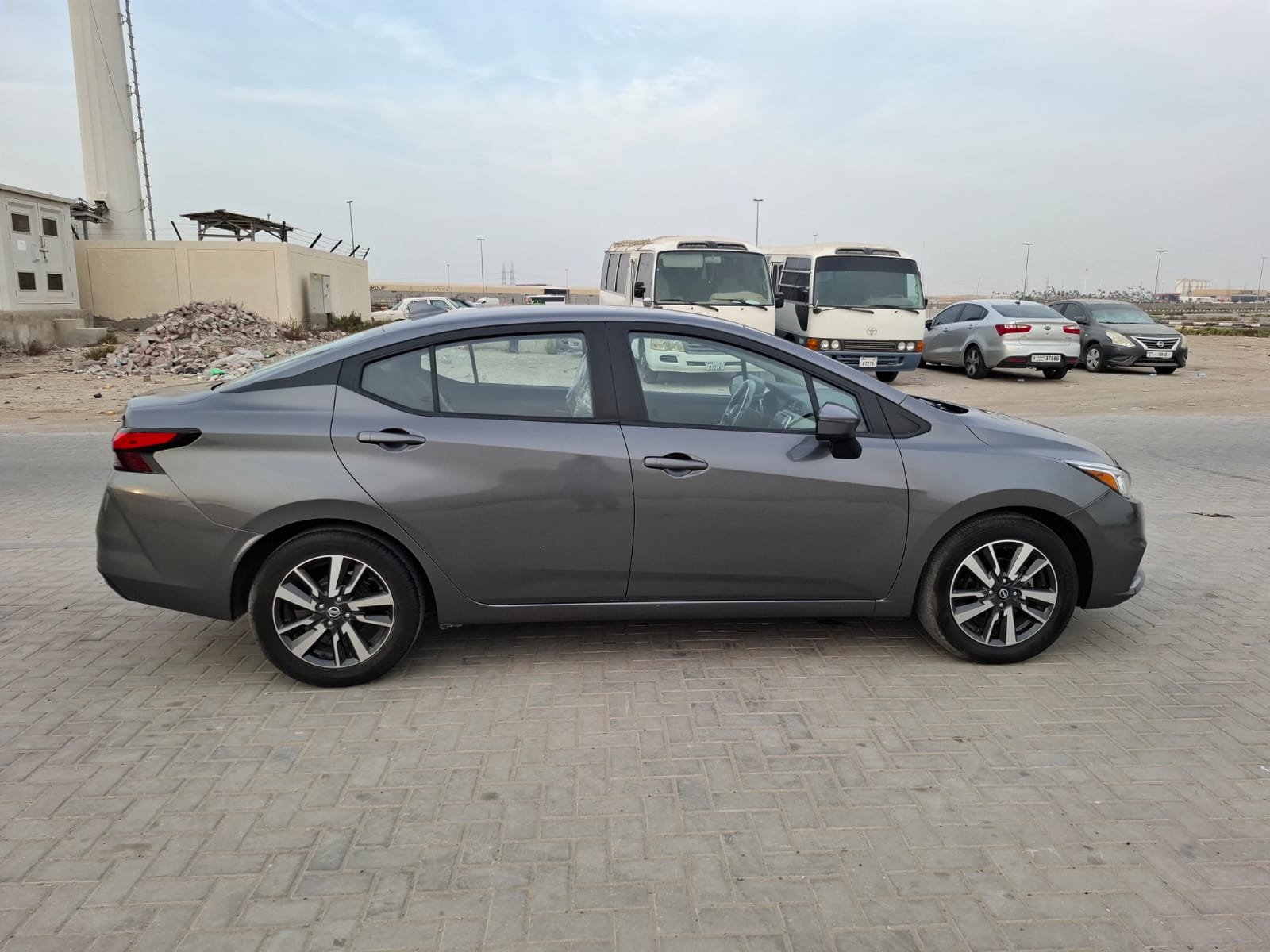 2021 NISSAN VERSA