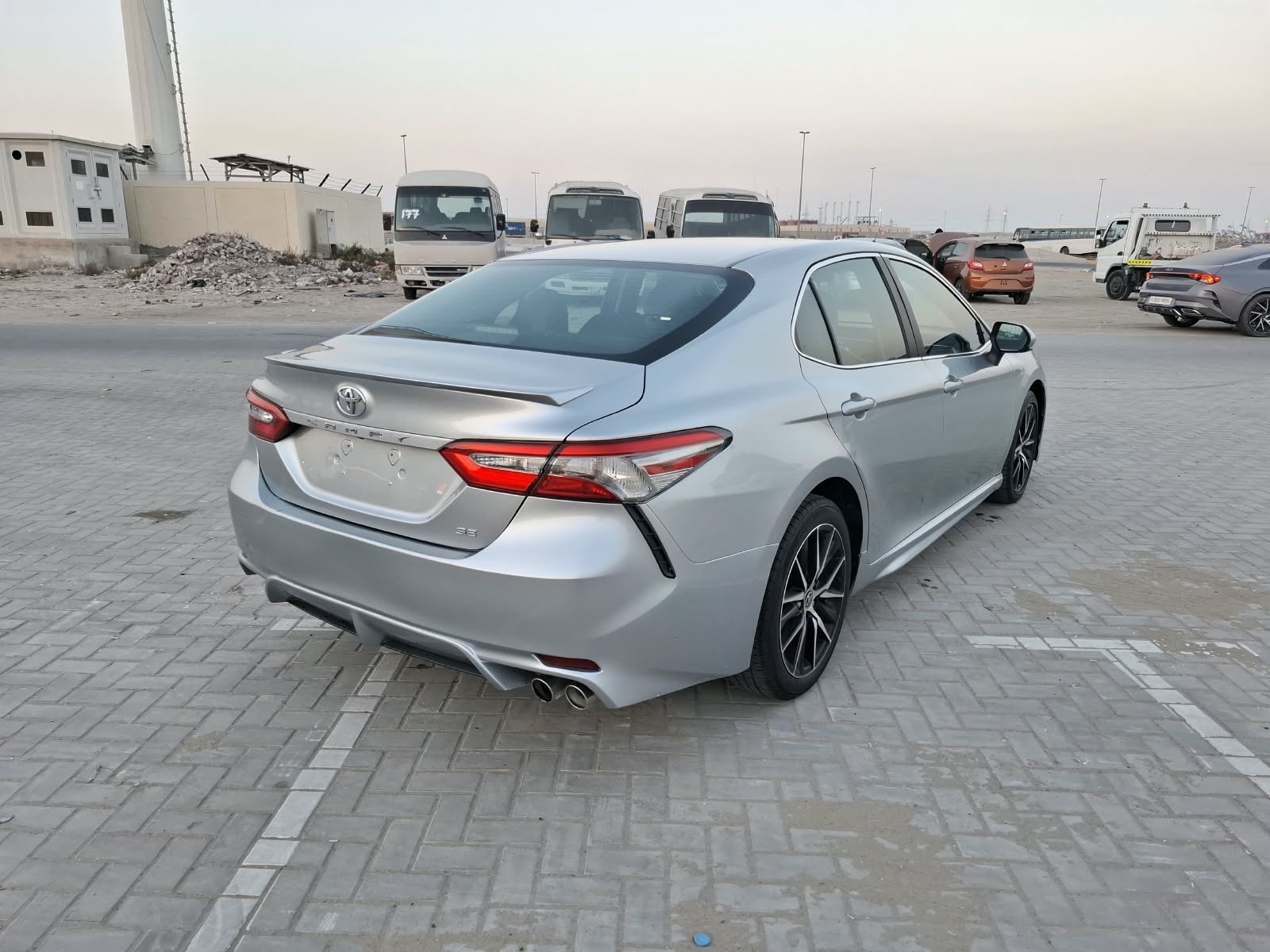 2018 TOYOTA CAMRY