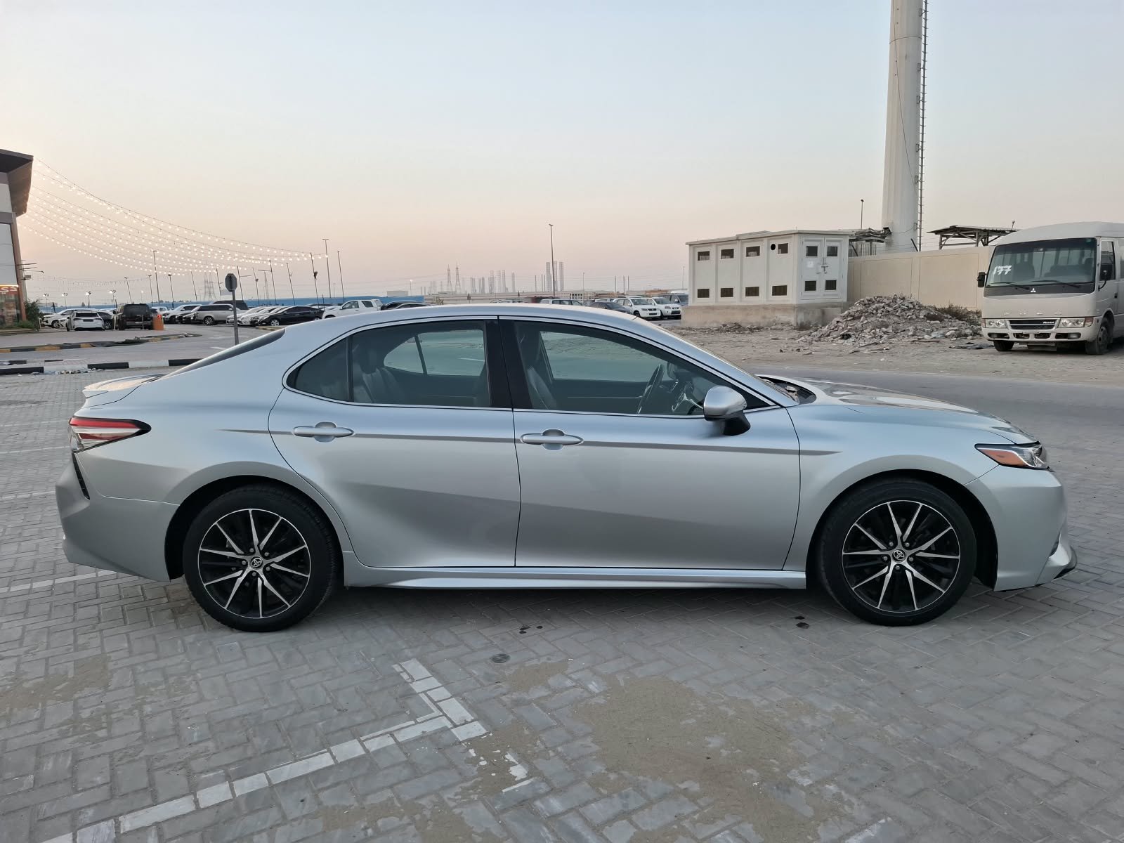 2018 TOYOTA CAMRY