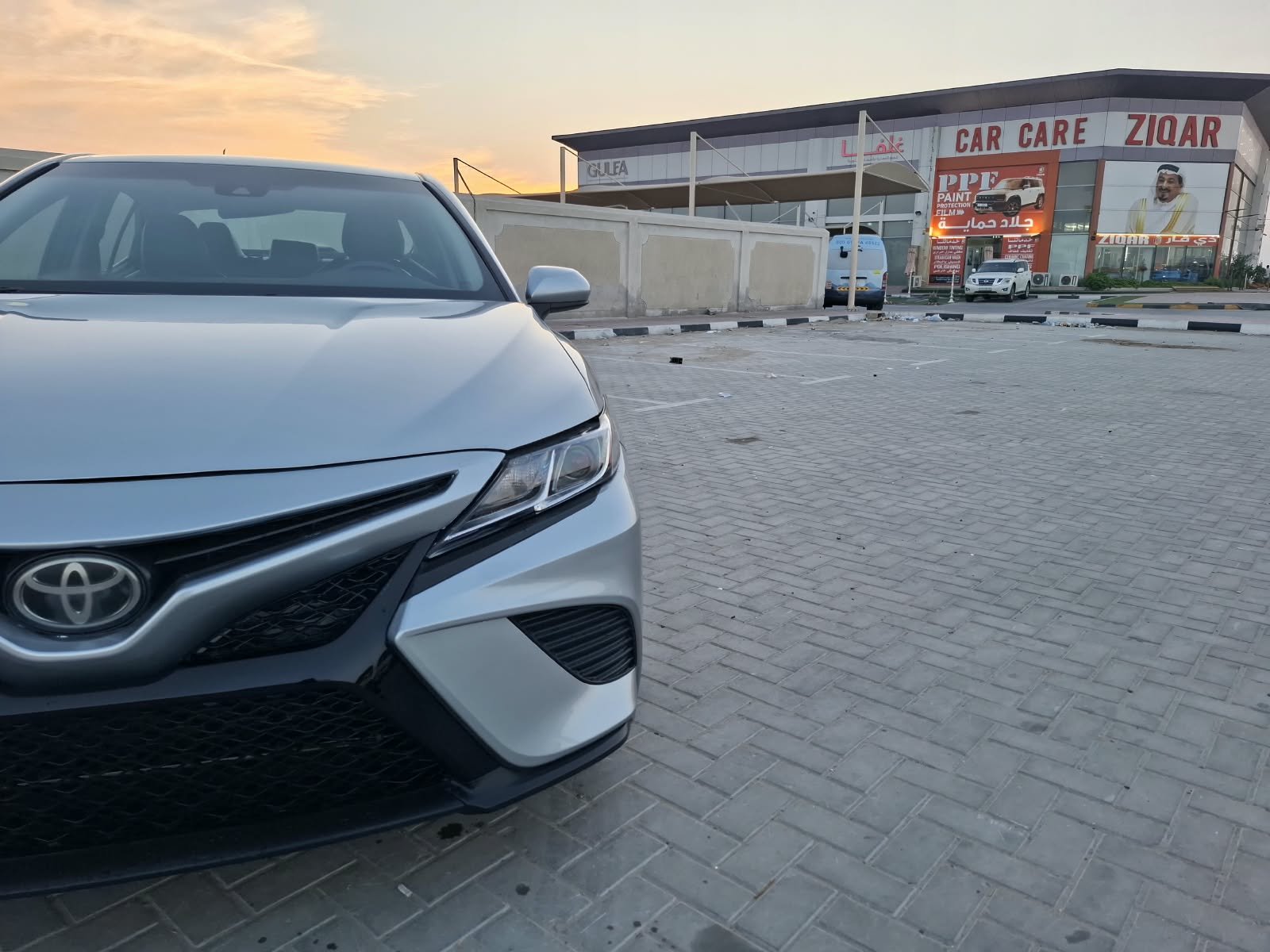 2018 TOYOTA CAMRY