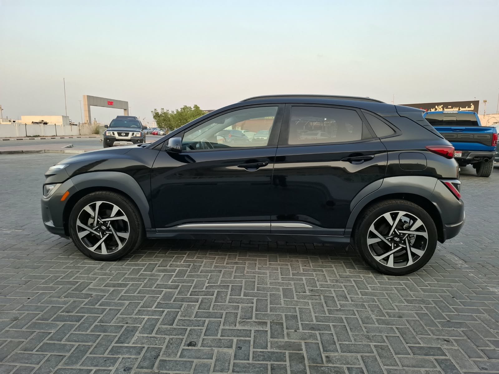 2022 HYUNDAI KONA