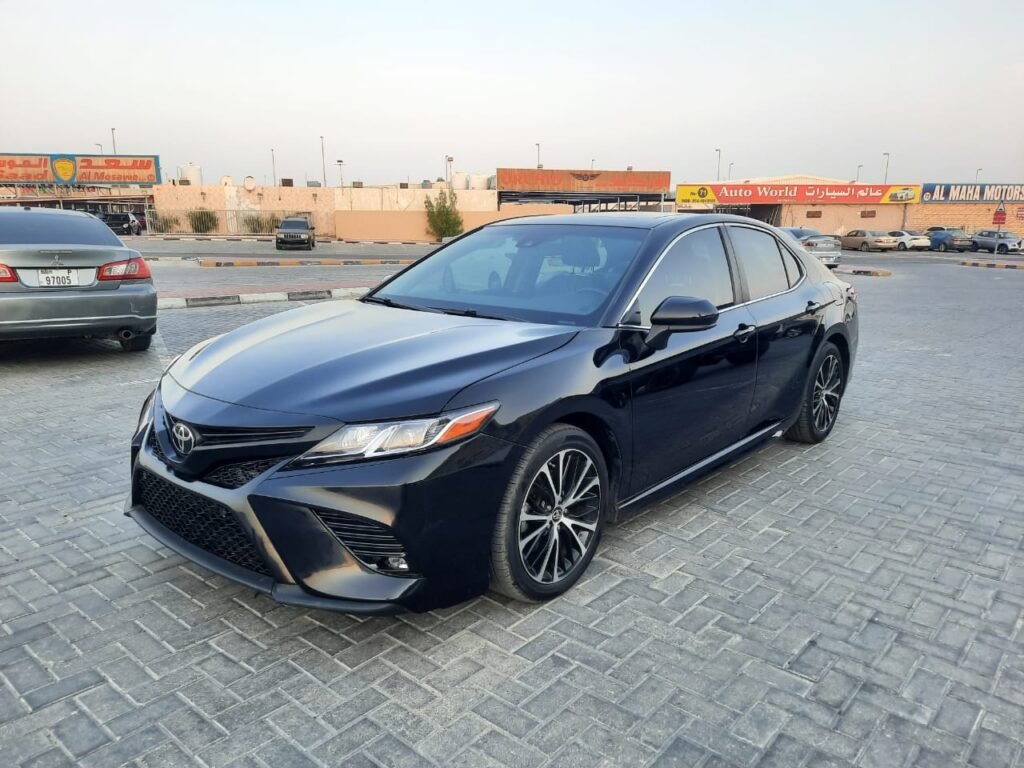 2019 TOYOTA CAMRY SE W/SUNROOF - Akil Motors